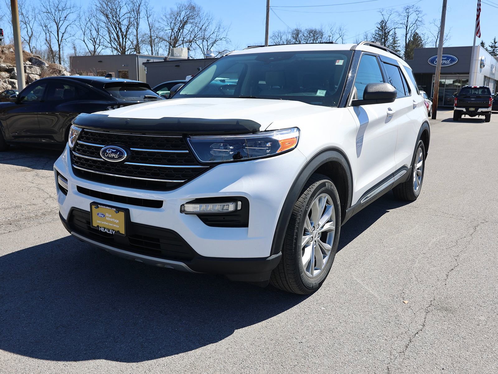 Certified 2023 Ford Explorer XLT w/ Equipment Group 202A image 7