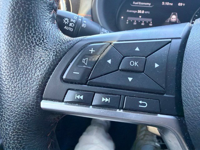 Used 2023 Nissan Kicks SR FWD image 35