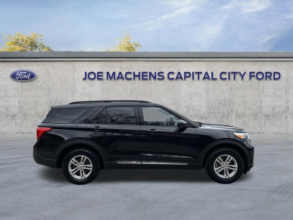 Certified 2023 Ford Explorer XLT w/ Equipment Group 202A AWD/4WD image 5