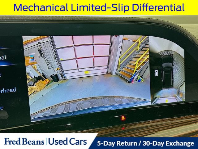 Used 2023 Cadillac Escalade ESV Premium Luxury AWD/4WD image 18