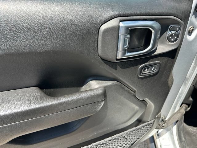 Used 2022 Jeep Gladiator Sport AWD/4WD image 14