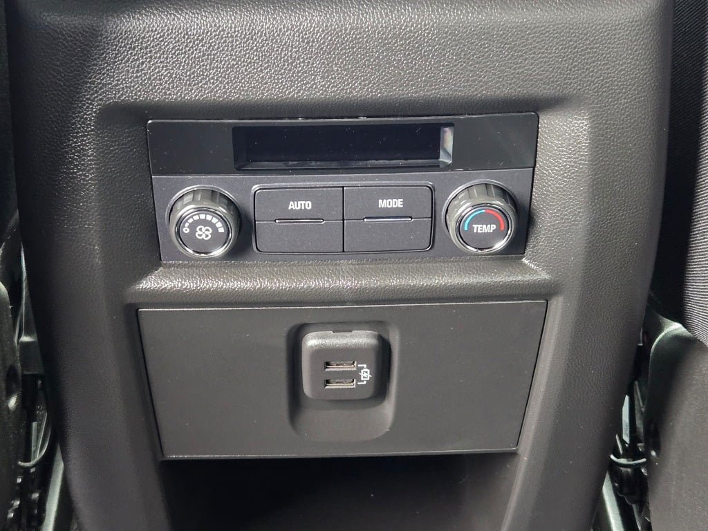 Used 2023 Chevrolet Traverse LT w/ LPO, Floor Liner Package AWD/4WD image 19