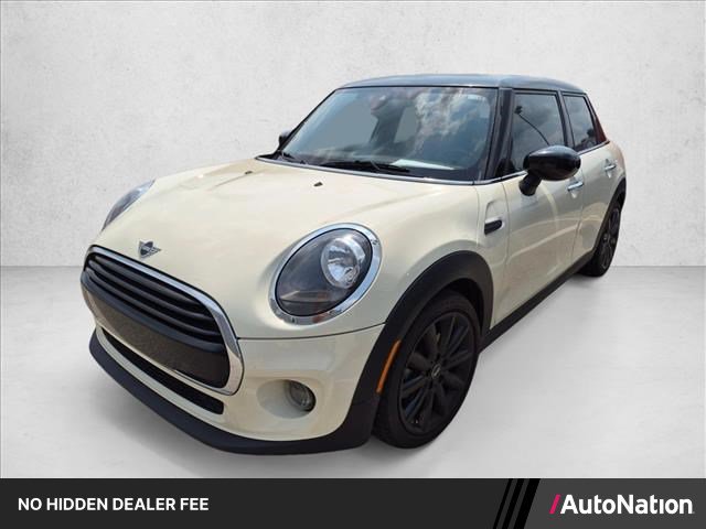 Used 2021 MINI Cooper 4-Door Hardtop FWD image 1