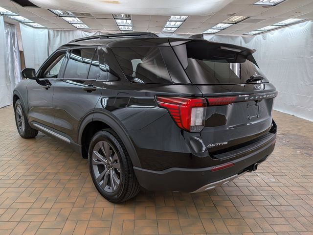 Certified 2025 Ford Explorer Active w/ Active Comfort Package image 3