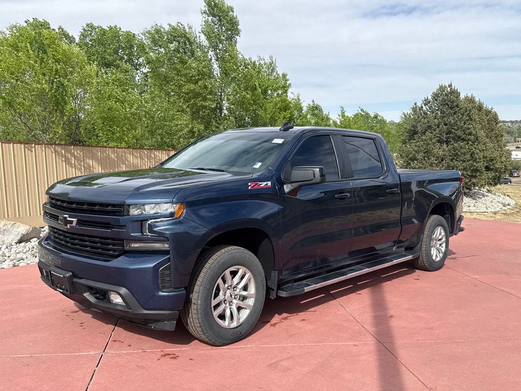 Used 2022 Chevrolet Silverado 1500 RST w/ Convenience Package II AWD/4WD image 4