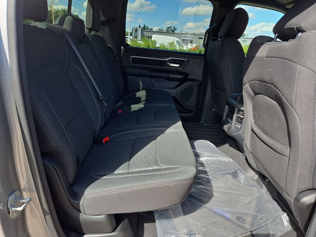 Used 2025 RAM 1500 Big Horn AWD/4WD image 29