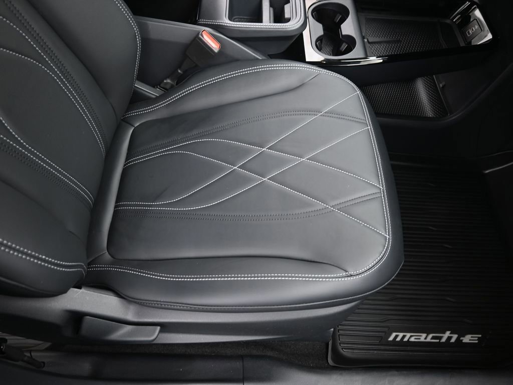 Certified 2025 Ford Mustang Mach-E Select w/ Comfort Package Lite image 51