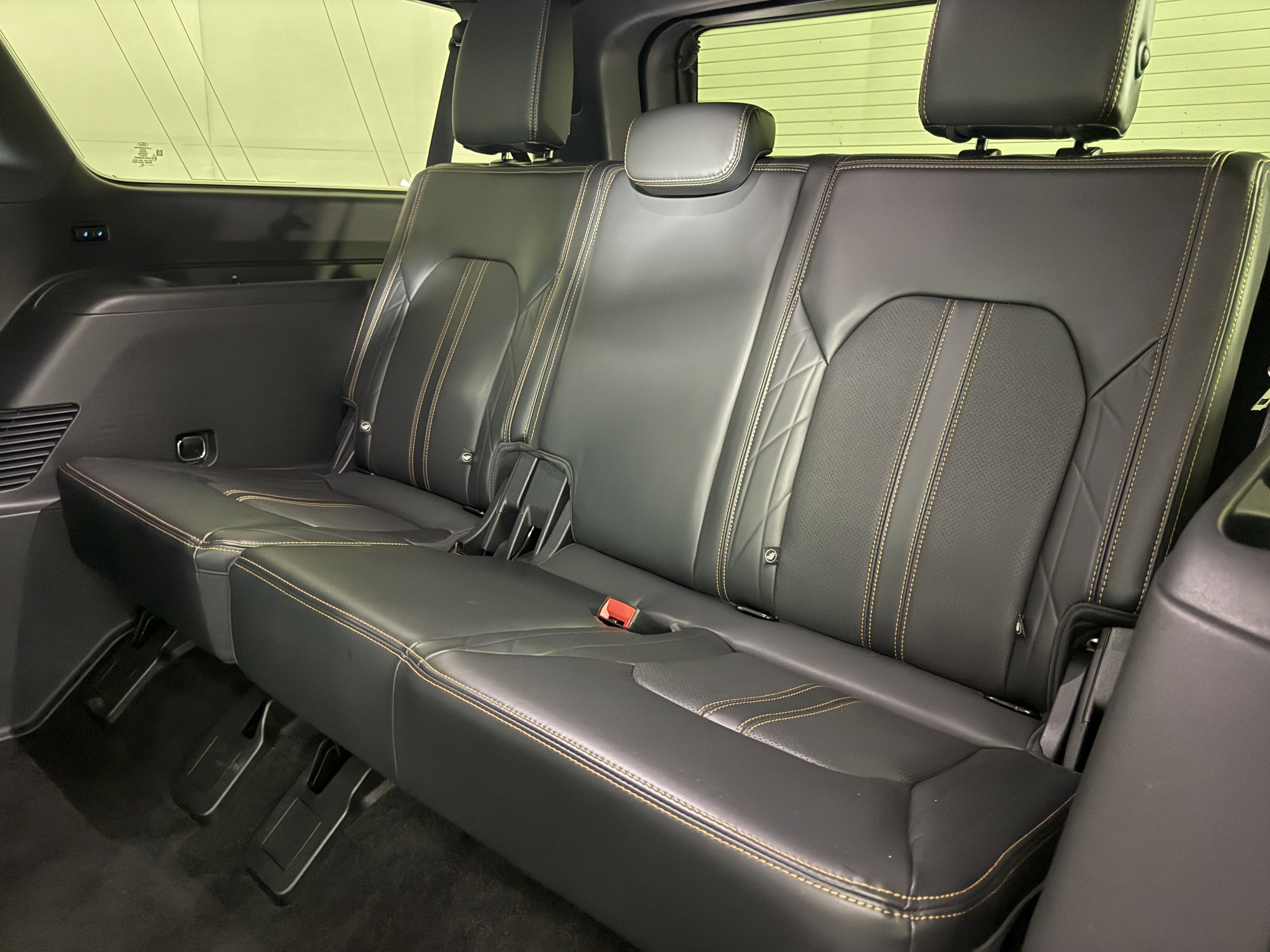 Certified 2022 Ford Expedition Max Platinum AWD/4WD image 18