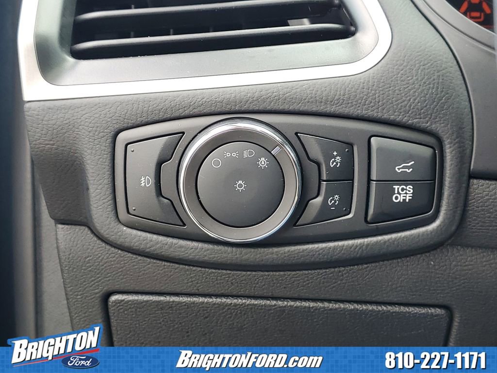 Certified 2024 Ford Edge SEL w/ Convenience Package AWD/4WD image 18