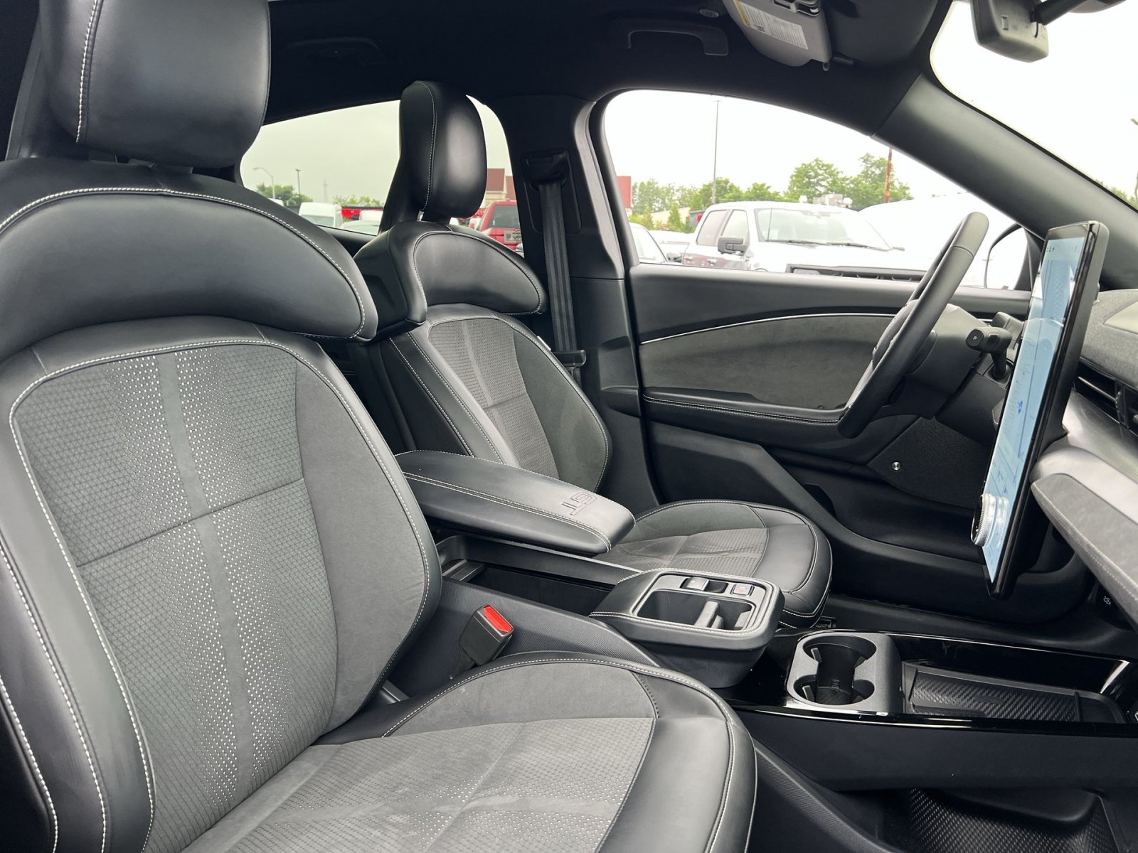 Certified 2025 Ford Mustang Mach-E GT w/ Interior Protection Package AWD/4WD image 27