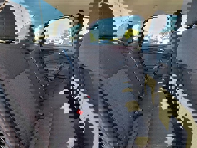 Certified 2018 Ford Focus SE image 23