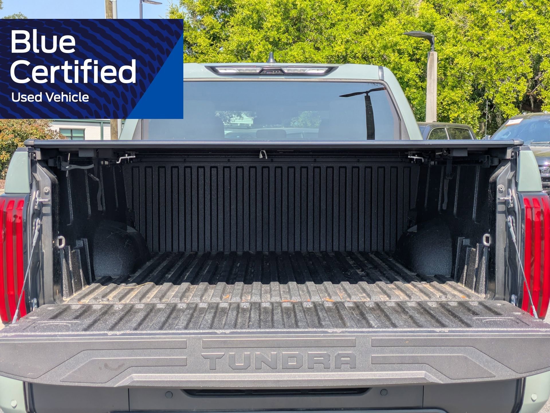 Used 2025 Toyota Tundra SR5 w/ SR5 Convenience Package AWD/4WD image 16