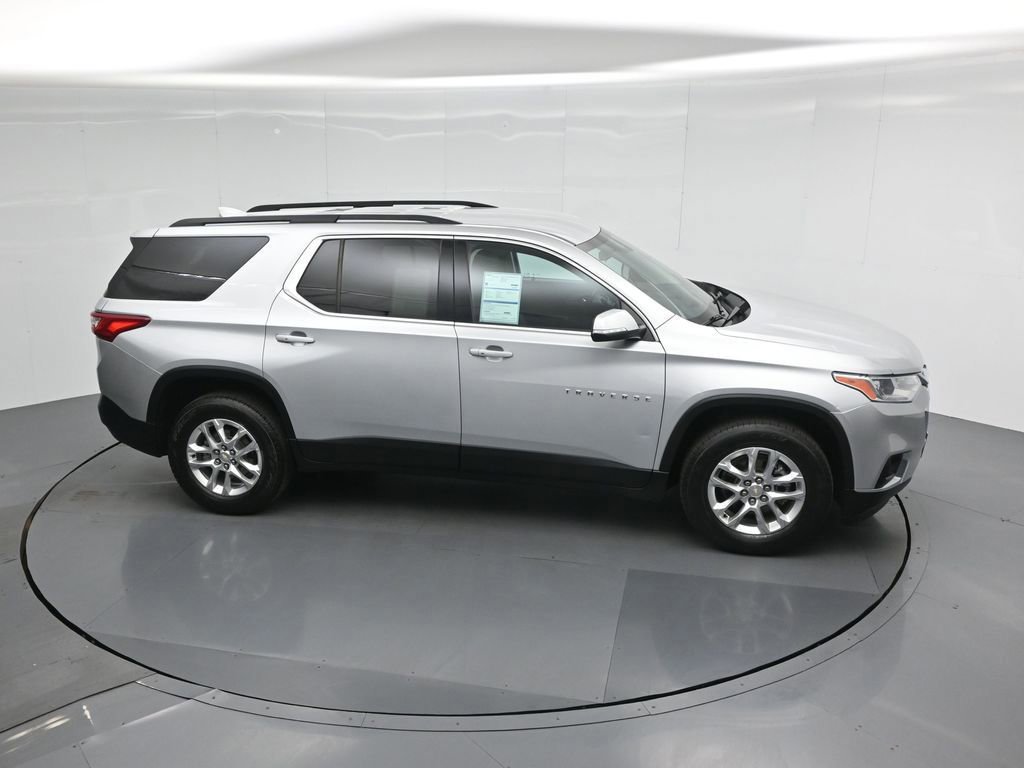 Used 2021 Chevrolet Traverse LT image 10