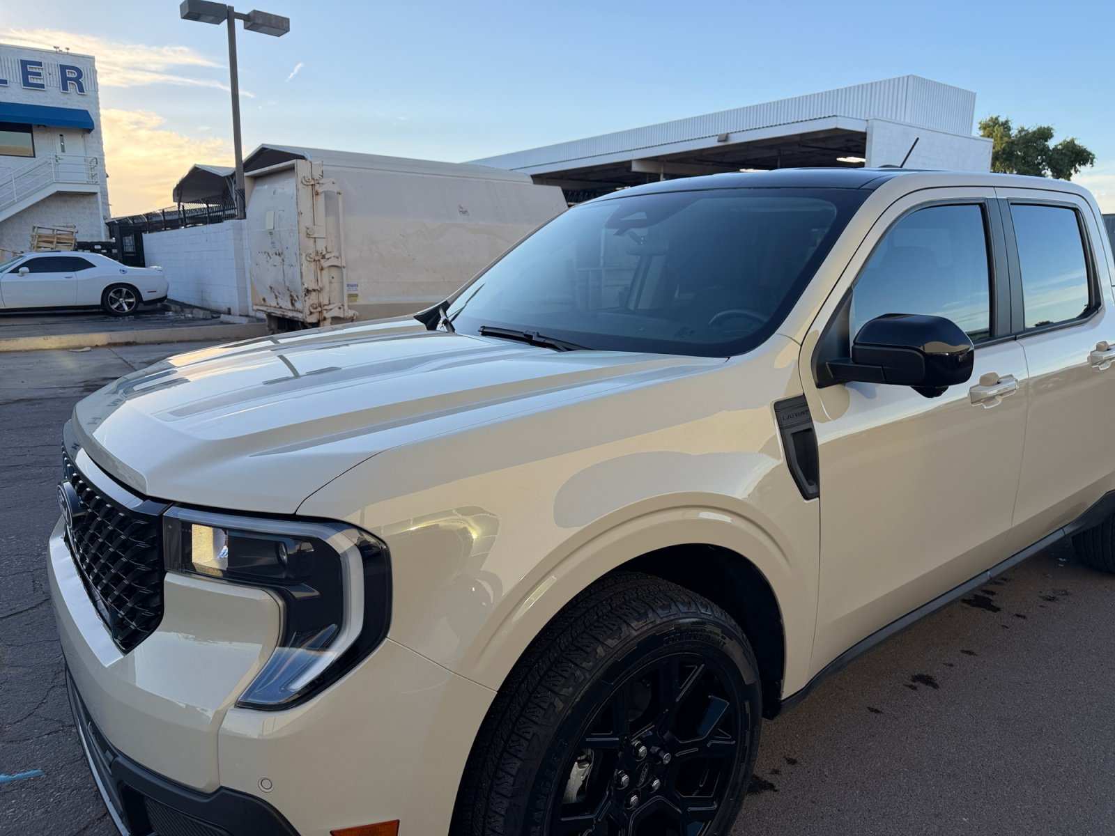 Certified 2025 Ford Maverick Lariat w/ Black Appearance Package AWD/4WD image 10