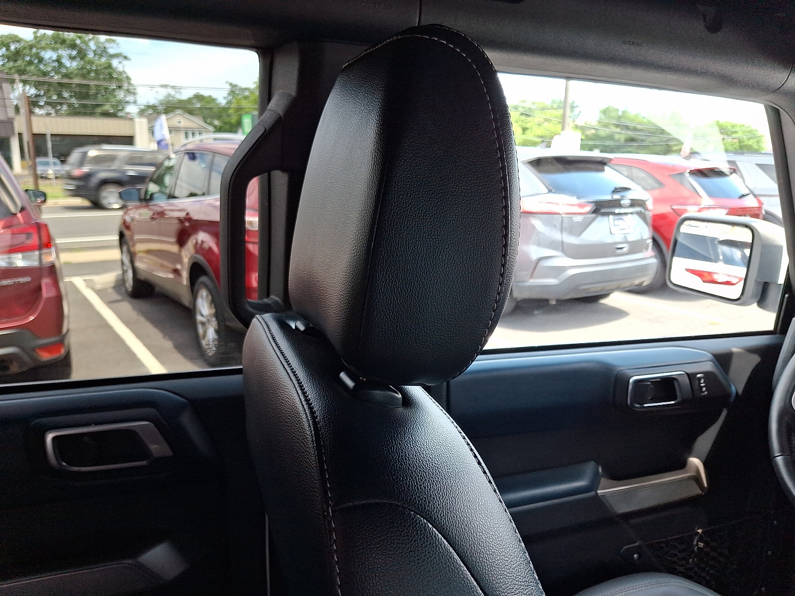 Certified 2022 Ford Bronco Outer Banks AWD/4WD image 13