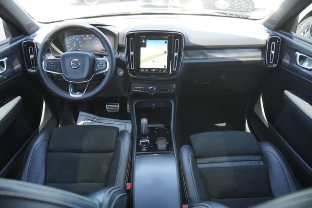 Used 2020 Volvo XC40 T5 R-Design w/ Protection Package Premier AWD/4WD image 21