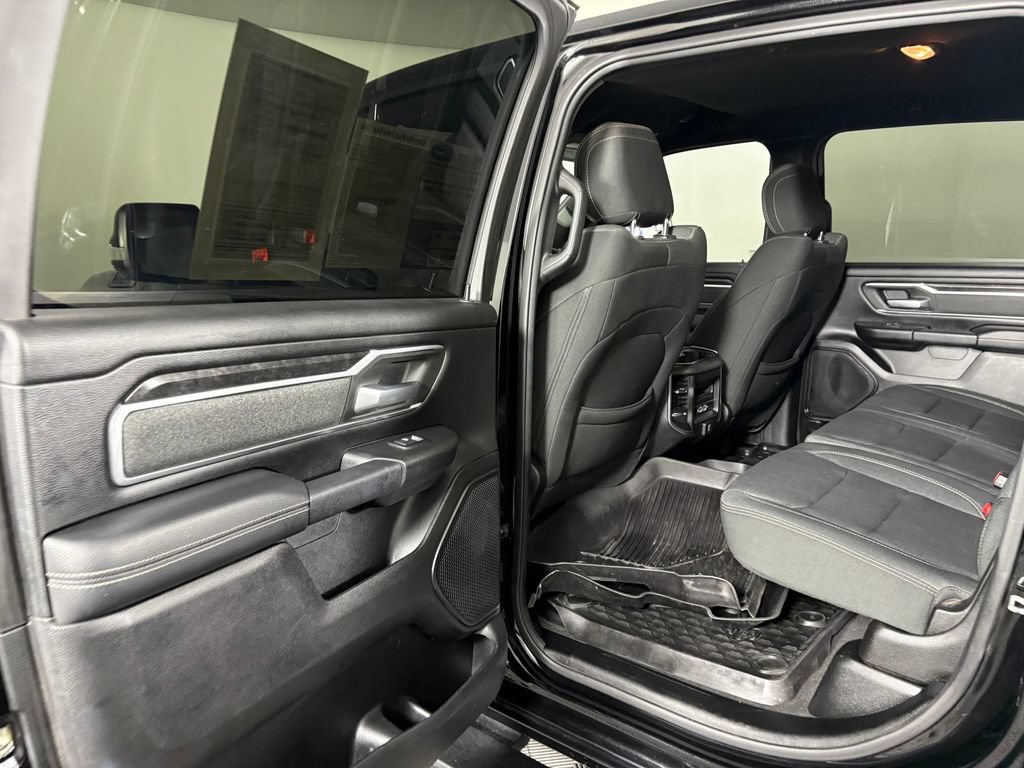 Used 2019 RAM 1500 Big Horn AWD/4WD image 27