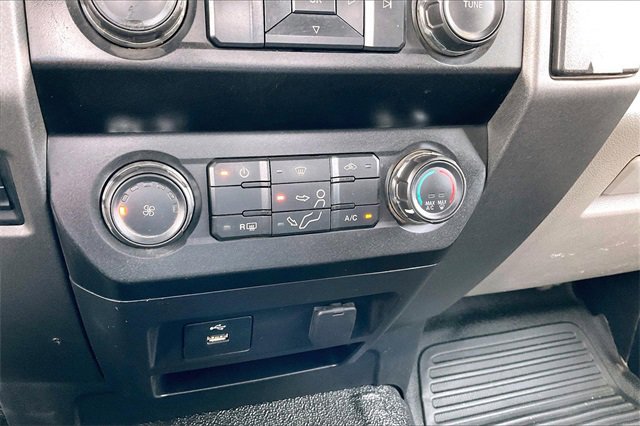 Certified 2019 Ford F350 XL w/ Power Equipment Group image 29