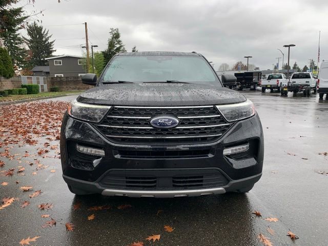 Certified 2023 Ford Explorer XLT w/ Equipment Group 202A image 11