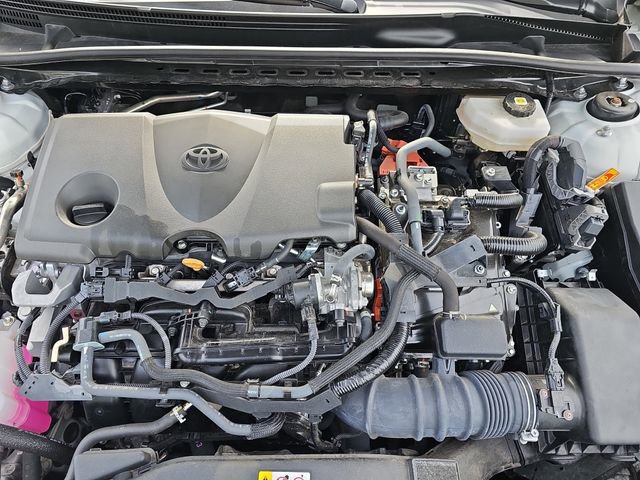 Used 2025 Toyota Camry LE FWD image 30