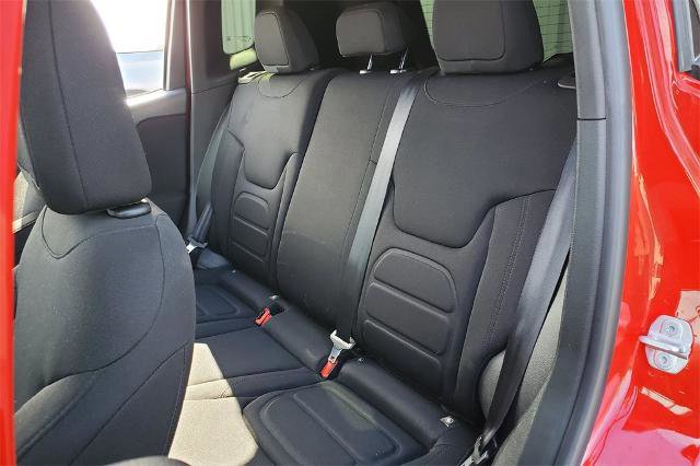 Used 2021 Jeep Renegade Latitude image 29