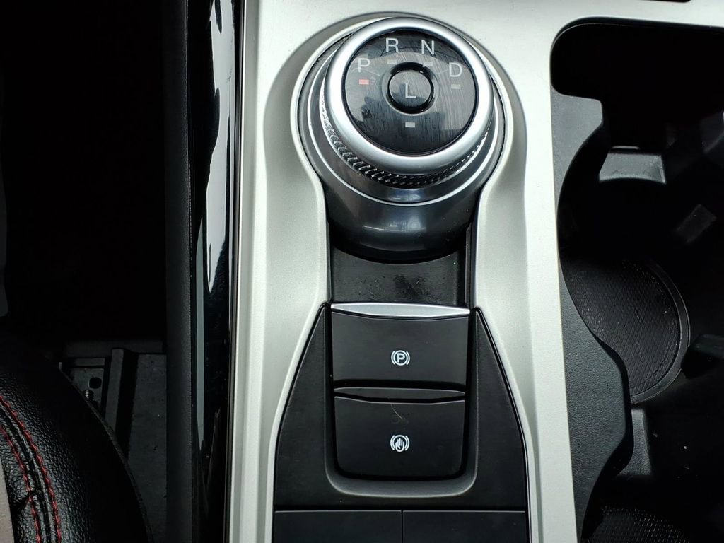 Certified 2023 Ford Explorer ST-Line AWD/4WD image 19