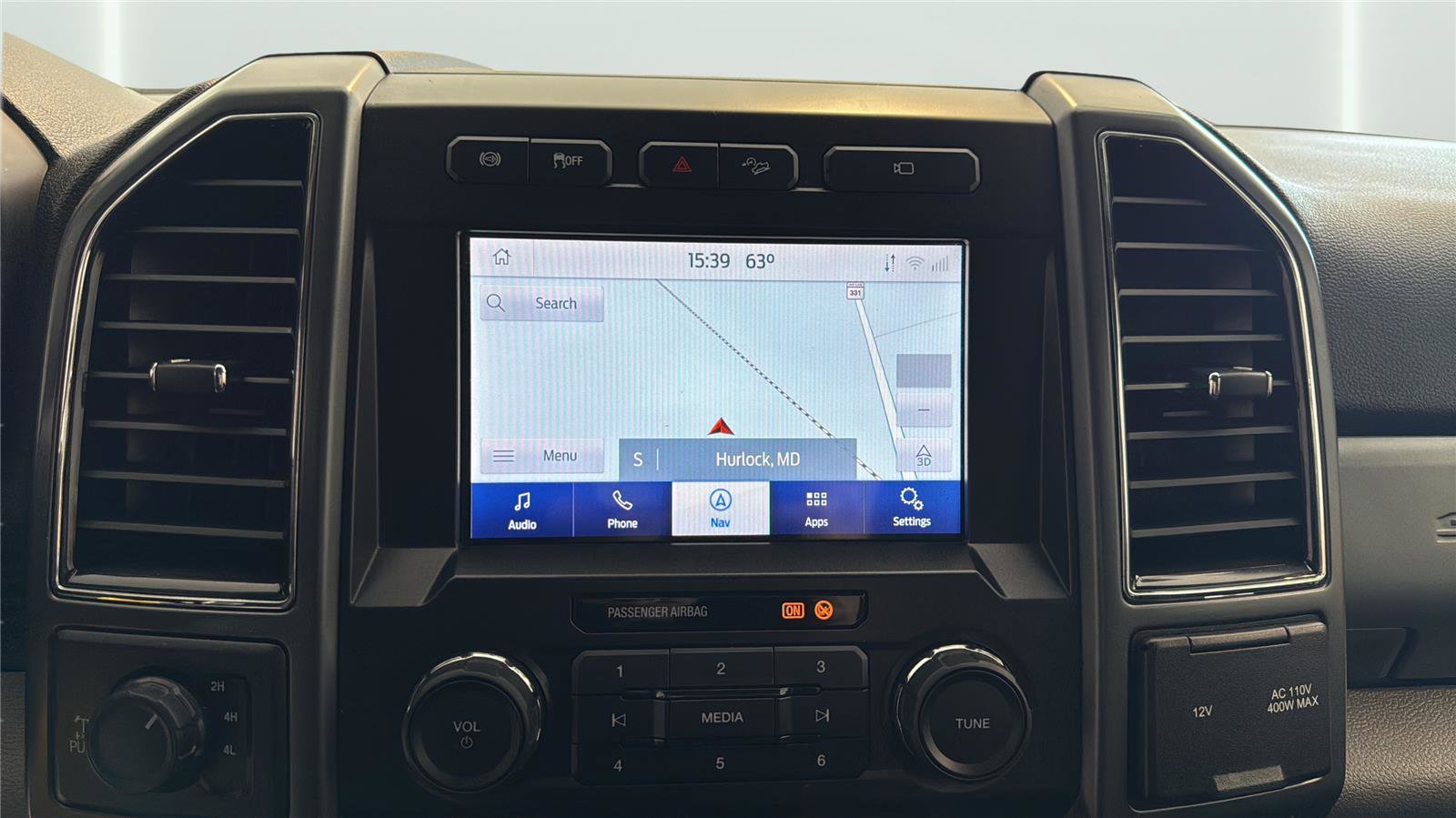 Certified 2021 Ford F250 XLT w/ XLT Premium Package AWD/4WD image 18