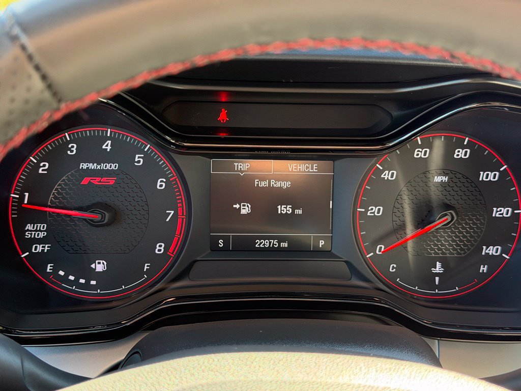 Used 2025 Chevrolet Trax RS FWD image 33
