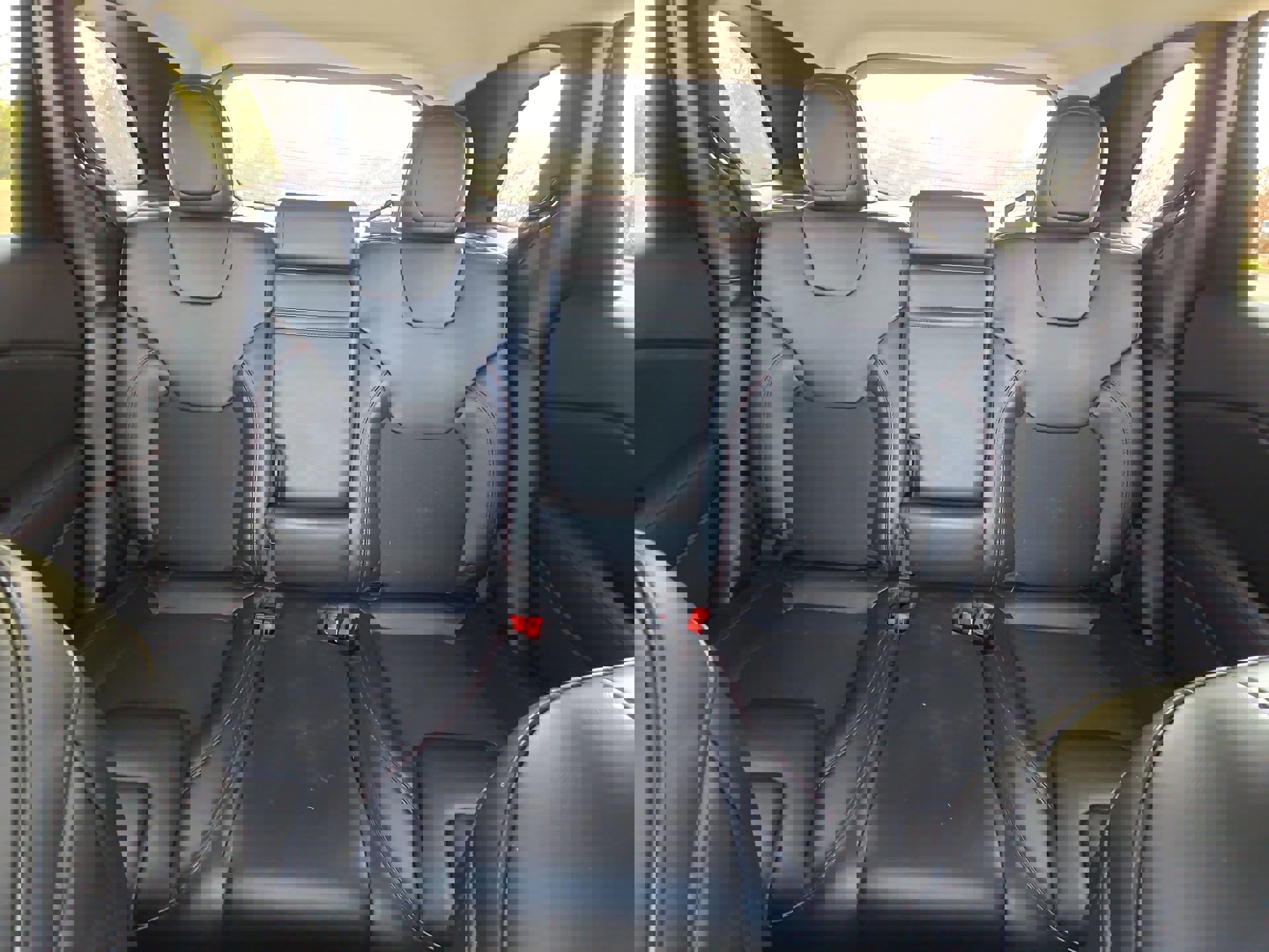 Used 2019 Jeep Cherokee Trailhawk w/ Trailer Tow Group image 21