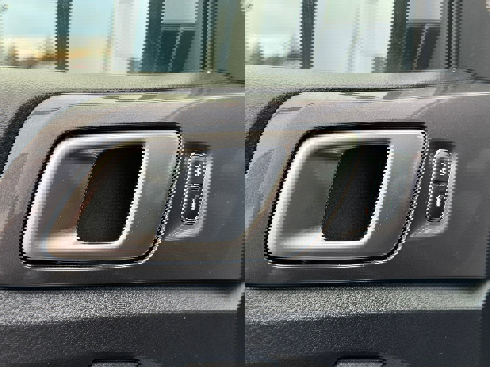 Certified 2019 Ford Ranger Lariat w/ Equipment Group 501A Mid image 36