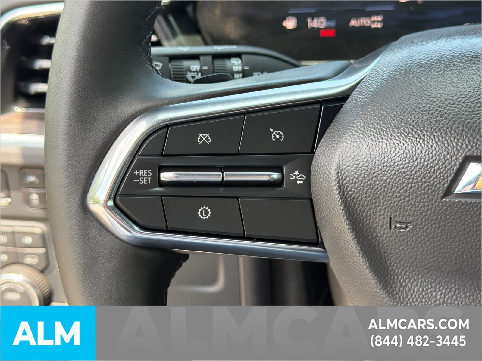 Used 2025 Chevrolet Tahoe LT AWD/4WD image 31