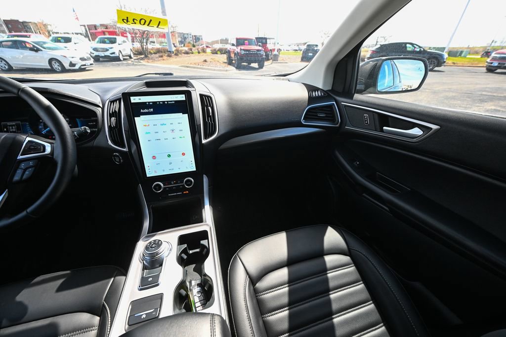 Certified 2024 Ford Edge SEL w/ Convenience Package AWD/4WD image 37