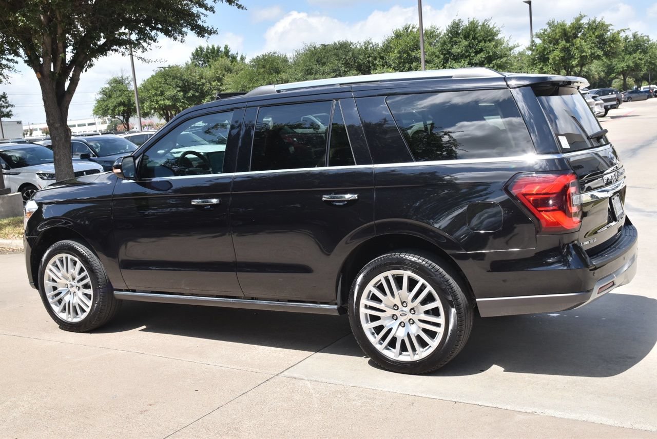 Certified 2024 Ford Expedition Limited RWD image 11