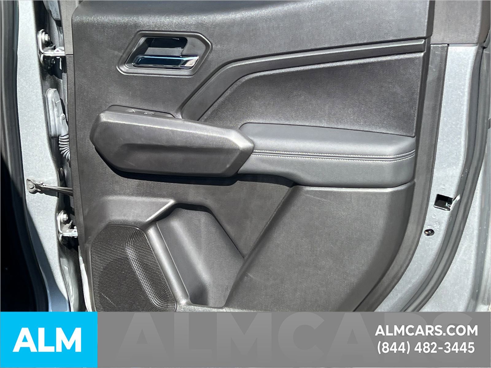 Used 2025 GMC Canyon Elevation RWD image 18