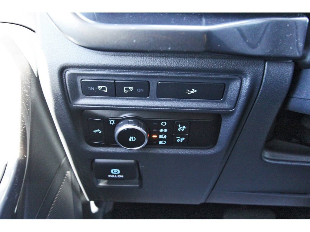 Certified 2023 Ford F150 XLT w/ Equipment Group 302A High image 18