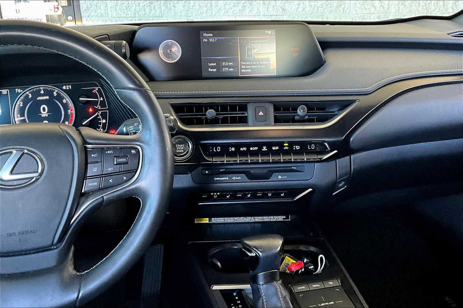 Used 2022 Lexus UX 200 w/ Premium Package image 8