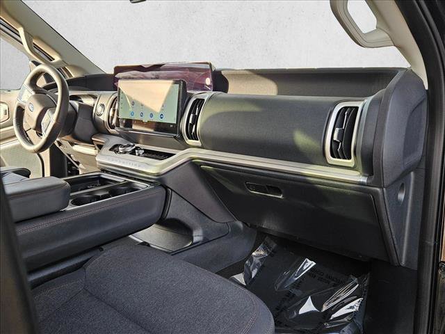 Certified 2025 Ford Expedition Active image 22