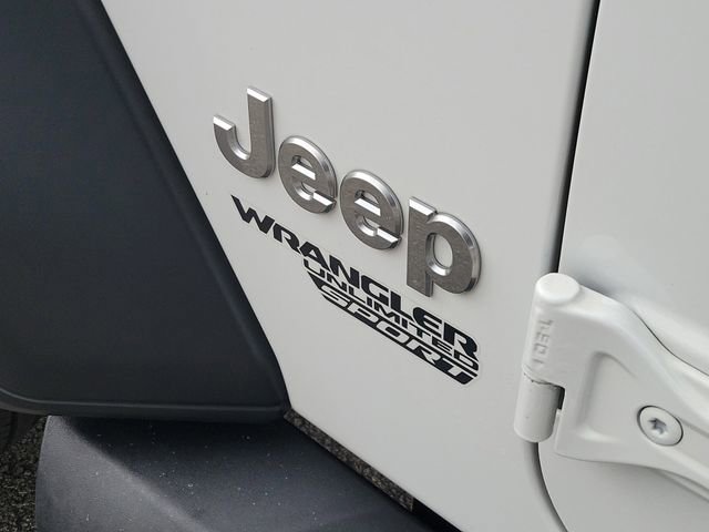 Used 2018 Jeep Wrangler Unlimited Sport AWD/4WD image 7