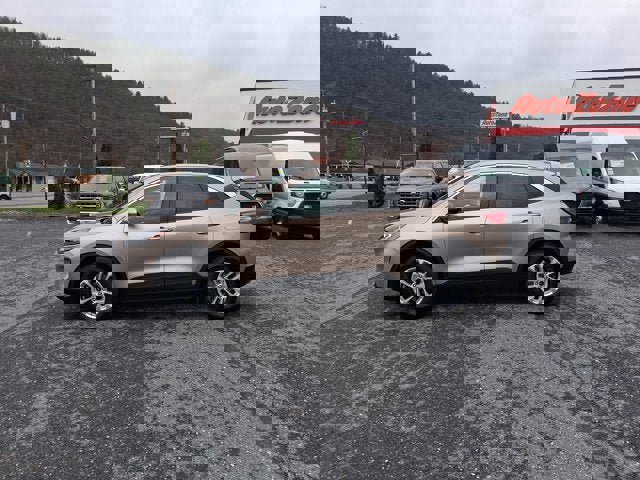 Certified 2021 Ford Escape SE w/ Cold Weather Package image 4