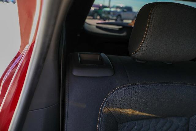 Used 2019 Chevrolet Equinox LT w/ Driver Convenience Package image 34