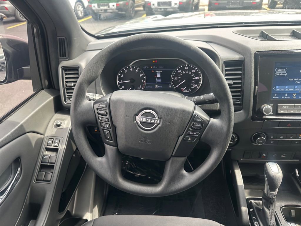 Used 2023 Nissan Frontier SV w/ Midnight Edition Package AWD/4WD image 10