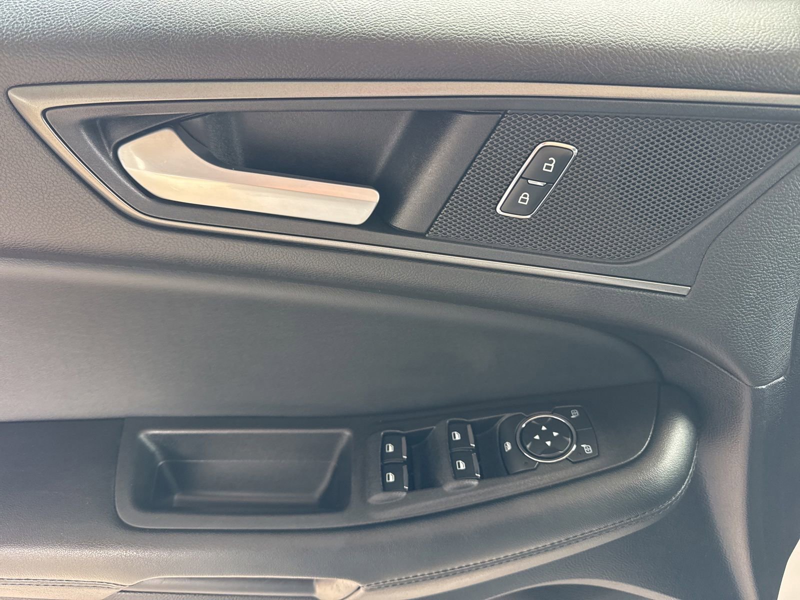 Certified 2020 Ford Edge SE AWD/4WD image 25