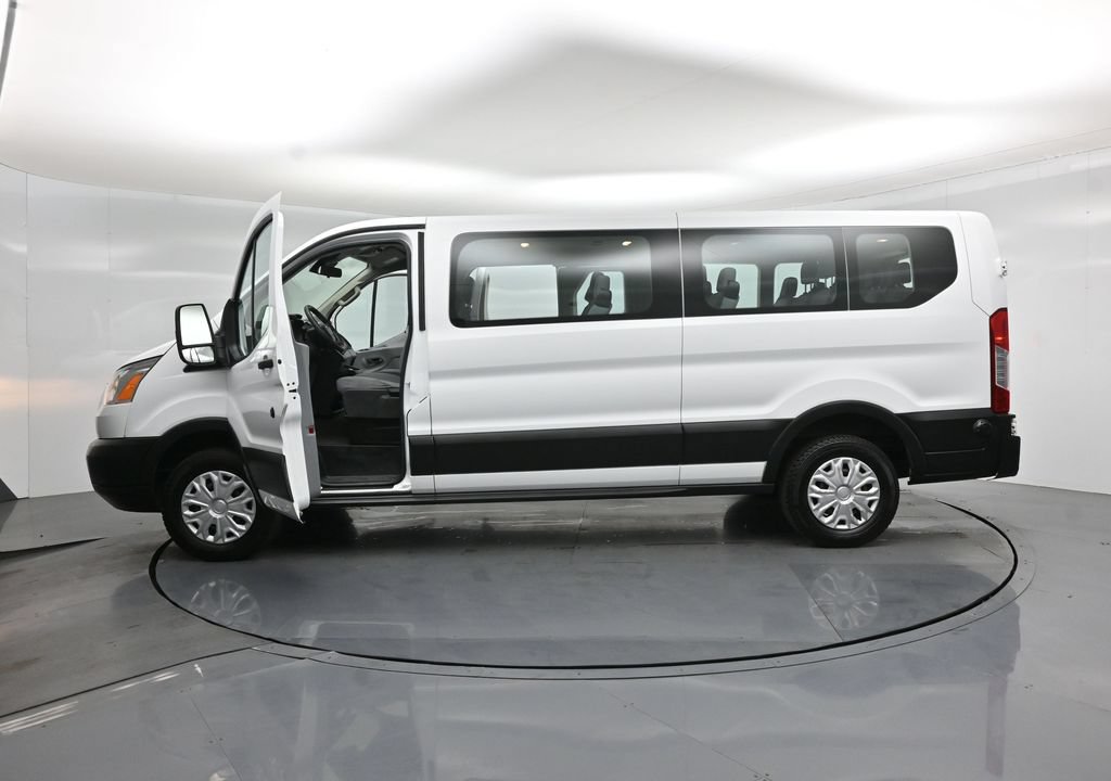 Certified 2019 Ford Transit 350 XLT RWD image 36