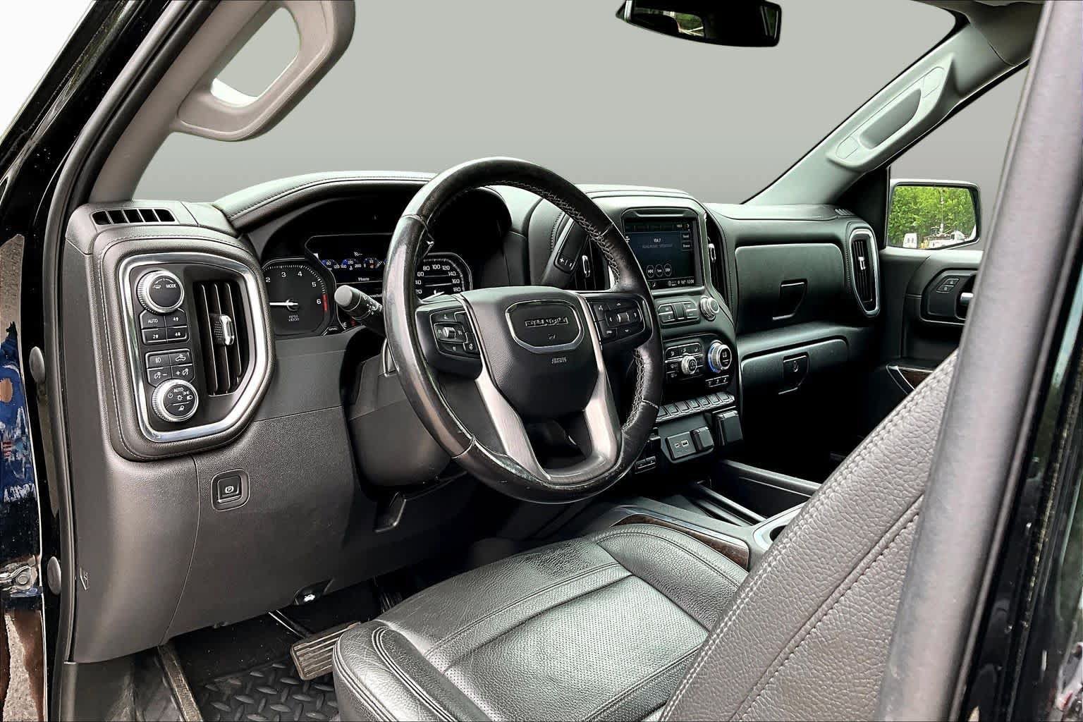 Used 2022 GMC Sierra 1500 Denali AWD/4WD image 18