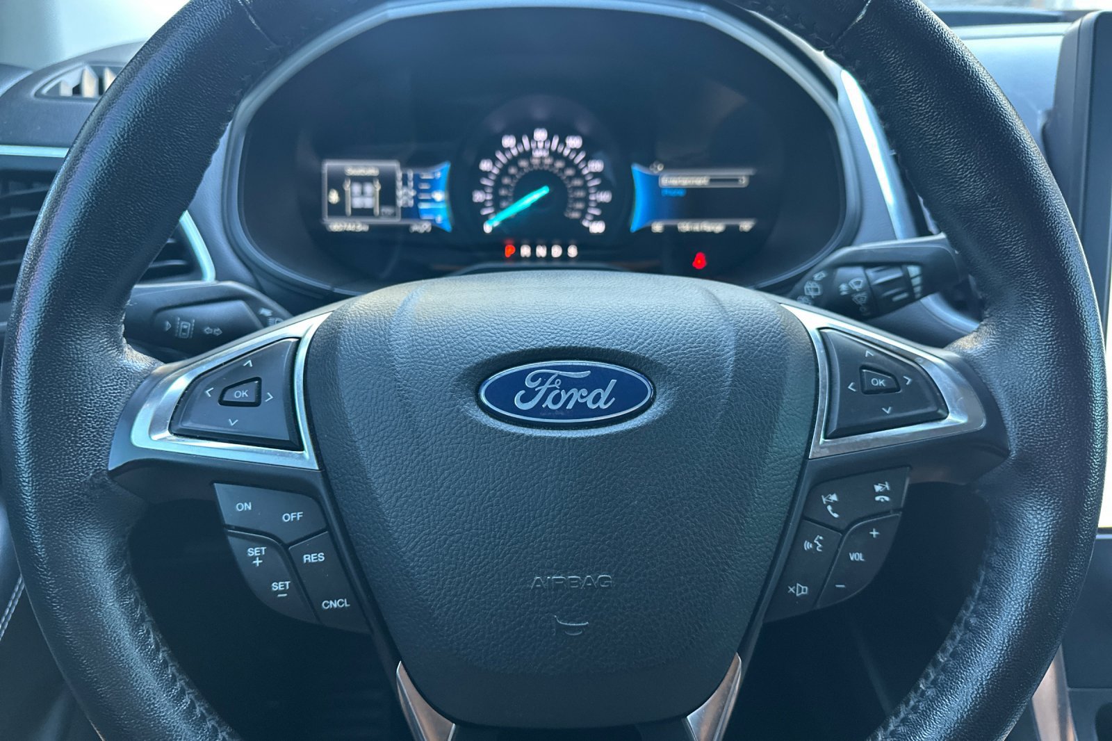 Certified 2022 Ford Edge Titanium AWD/4WD image 22