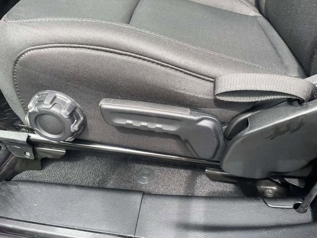 Used 2020 Jeep Wrangler Sport AWD/4WD image 16