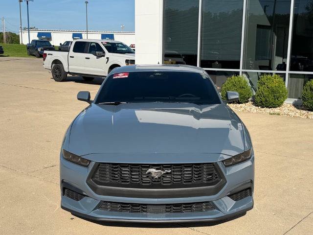 Certified 2024 Ford Mustang Coupe RWD image 2