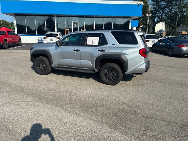 Used 2025 Toyota 4Runner SR5 AWD/4WD image 22