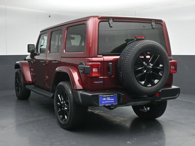 Used 2021 Jeep Wrangler Unlimited Sahara w/ Cold Weather Group AWD/4WD image 6