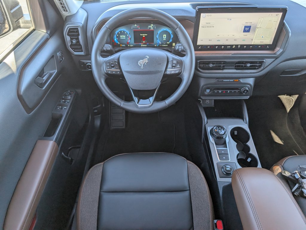 Certified 2025 Ford Bronco Sport Outer Banks w/ Outer Banks Tech Package+ AWD/4WD image 11